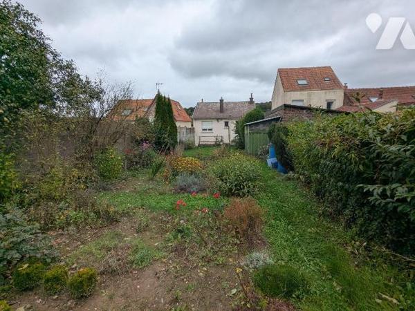 A VENDRE - Pas-de-Calais - SAINT MICHEL SUR TERNOISE - MAISON 60m² HAB. A RAFFRAICHIR AVEC GARA...