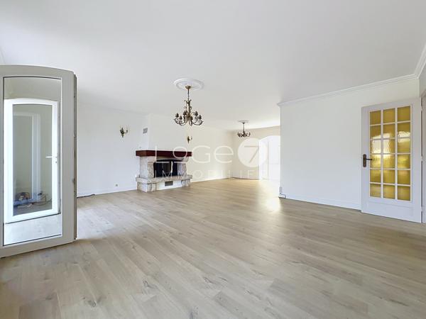 Maison 6 pièce(s) 5 chambre(s) 162.84 m²