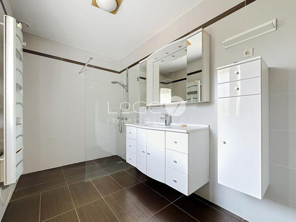 Maison 6 pièce(s) 5 chambre(s) 162.84 m²