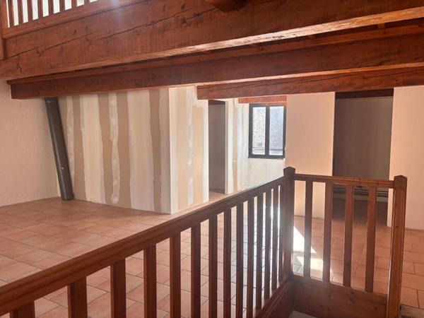 Vente Maison de village 163 m2 11220 LAGRASSE 250 000 HAI