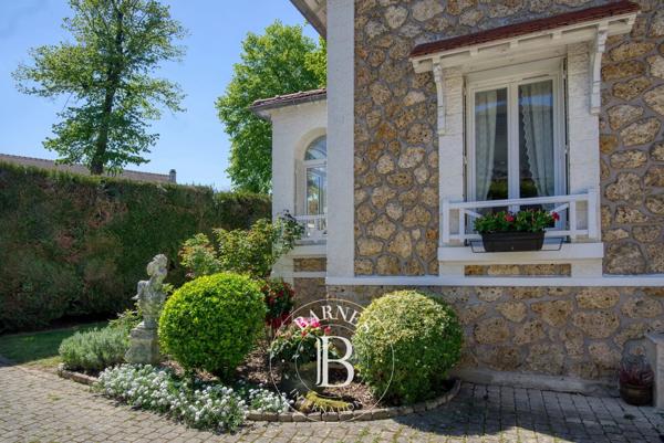 Vaucresson, Maison 5 Chambres -  175 m² à vendre