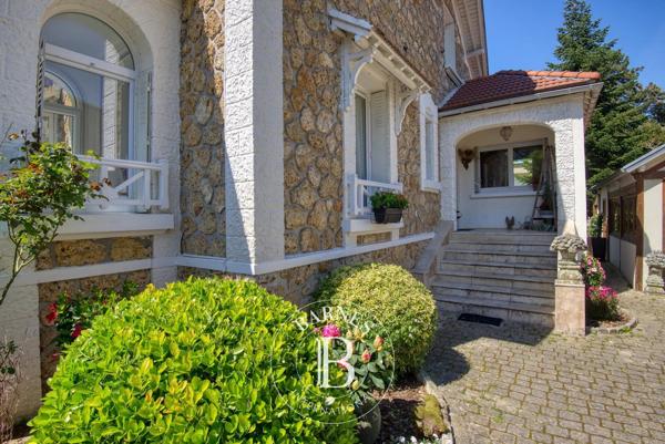 Vaucresson, Maison 5 Chambres -  175 m² à vendre