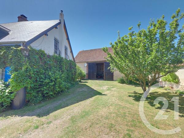 Maison à vendre  11 pièces - 261 m2 ST PIAT - 28