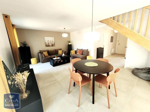 Maison à louer 4 pièces 91.31m² Poitiers (86000)