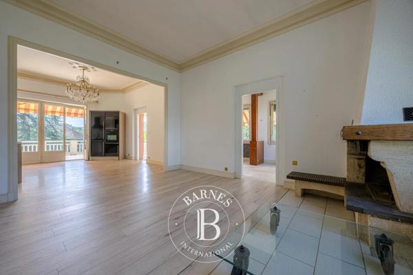 Aix-les-Bains, Villa  211 m² à vendre