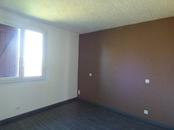 Maison avec terrain et piscine