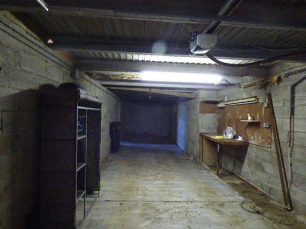 Maison avec terrain et piscine