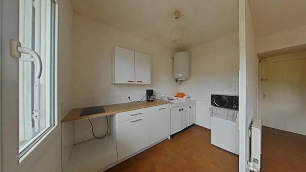 Appartement 1 pièce                                        - 42420 Lorette Réf : 12138