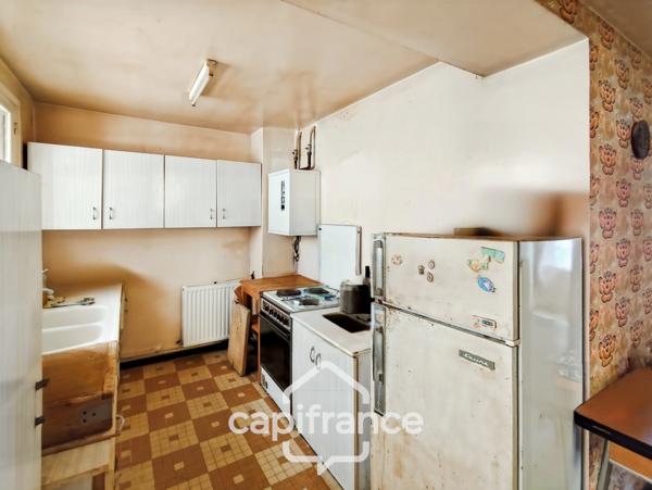 Maison à vendre 3 pièces BESSE SUR BRAYE (72)  -  terrain 260 m²  -