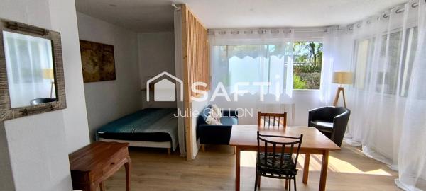 Studio 33m² rénové, parking & plages à pied !