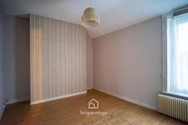 A 7 mn du chr Maison 3 chambres Poss 4 + exterieur