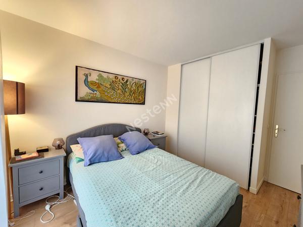 Appartement 3 pièces à Puteaux avec parking