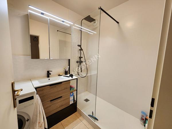 Appartement 3 pièces à Puteaux avec parking