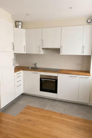 APPARTEMENT 2 PIECES HYPER CENTRE DE SAINT-DENIS