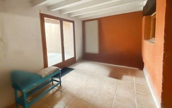 Maison à louer    5 pièces •  Caudecoste