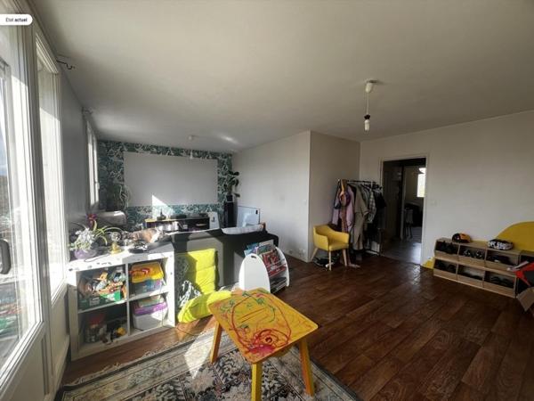 Appartement à vendre 112 224 € Saint-Pierre-des-Corps 4 p 78 m² DPE C