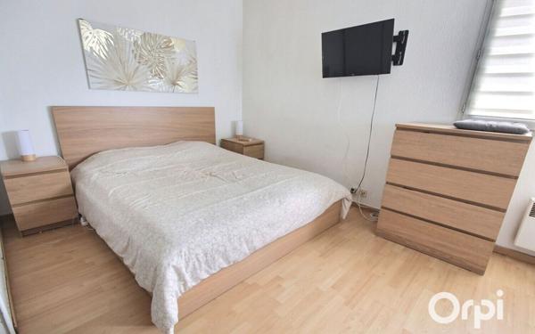 Appartement à louer    2 pièces • 49,99 m2 Montigny-le-Bretonneux