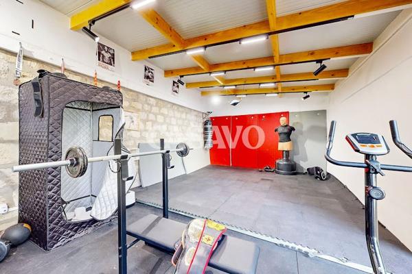 Vente Maison 9 pièces de 330m² - 94120 Fontenay-sous-Bois