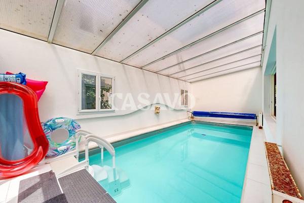 Vente Maison 9 pièces de 330m² - 94120 Fontenay-sous-Bois