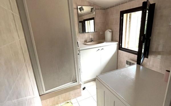 Appartement à louer    2 pièces • 31,43 m2 L'Escarène