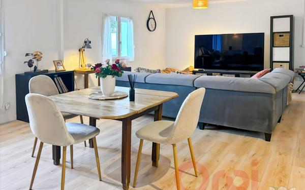 Maison à vendre    7 pièces • 518,15 m2 Poix-de-Picardie