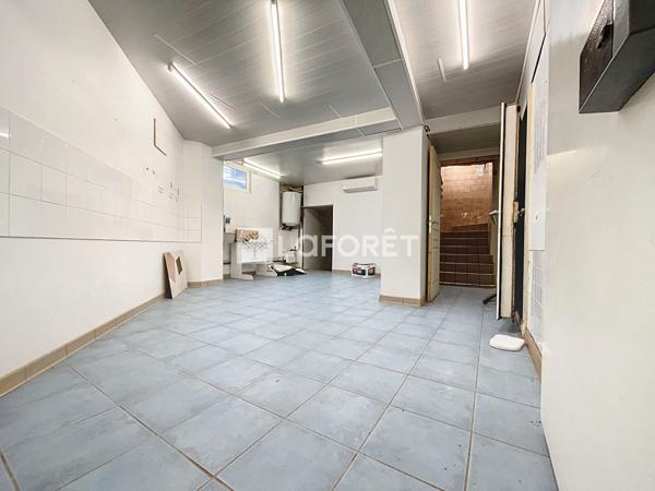 Location local commercial près de Ploërmel - 75 m² - 900 €/mois