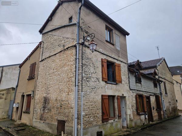 Local commercial à vendre à Bar-sur-Aube dans l'Aube (10200), ref : 10379/572