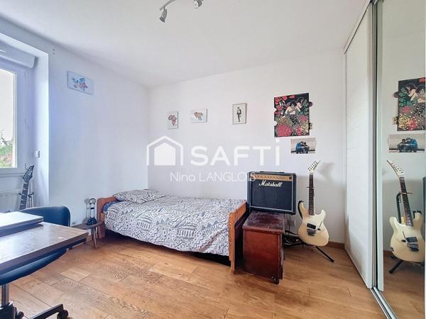 MONTMAGNY – Pavillon familial avec prestations de qualité