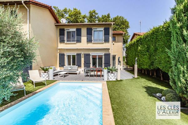 MAISON 106 m² – 4 CHAMBRES – PISCINE CHAUFFÉE – GARAGE – VÉNISSIEUX