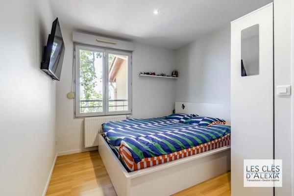 MAISON 106 m² – 4 CHAMBRES – PISCINE CHAUFFÉE – GARAGE – VÉNISSIEUX