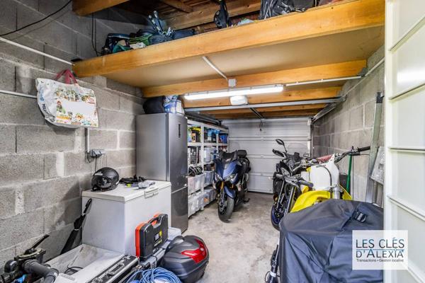 MAISON 106 m² – 4 CHAMBRES – PISCINE CHAUFFÉE – GARAGE – VÉNISSIEUX