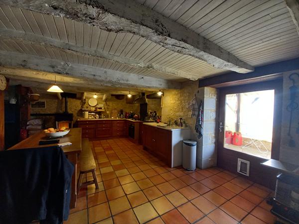 Jolie Quercynois T4 avec dépendance et jardin