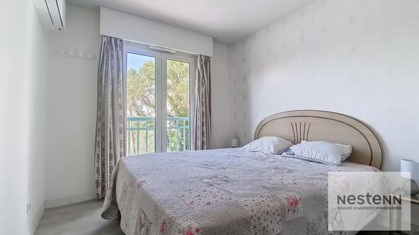 PORT FREJUS SPACIEUX T2 GRANDE TERRASSE