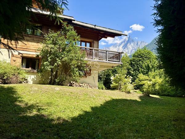 RARE AUX PRAZ DE CHAMONIX-CHALET-5 CHAMBRES-1200 M2 DE TERRAIN- VUE MONT BLANC