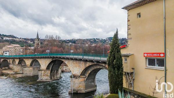 Bar à vendre 61 m² Ucel