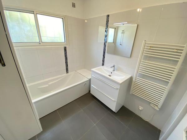 Estanove - Villa - 66.72 m²