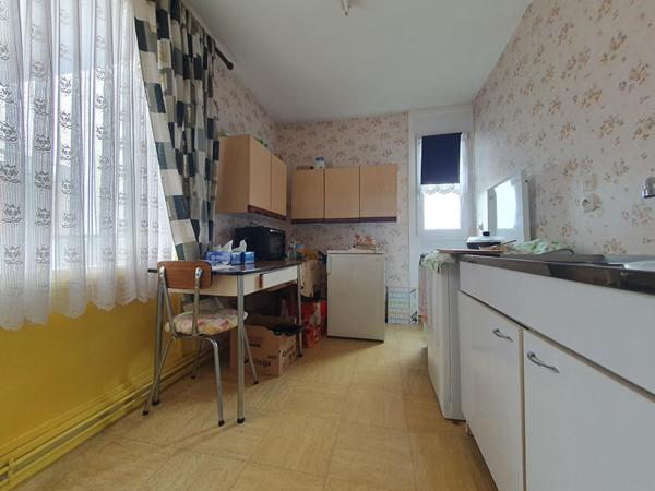 T2 VENDU LOUE avec place de parking privative - NOUVELLE MADELEINE