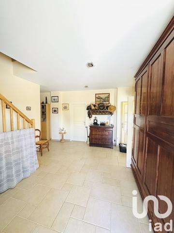 Maison traditionnelle 8 pièces de 264 m² à Pescadoires (46220)