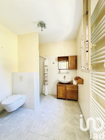 Maison traditionnelle 8 pièces de 264 m² à Pescadoires (46220)