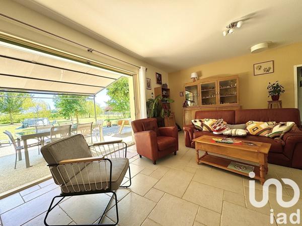 Maison traditionnelle 8 pièces de 264 m² à Pescadoires (46220)