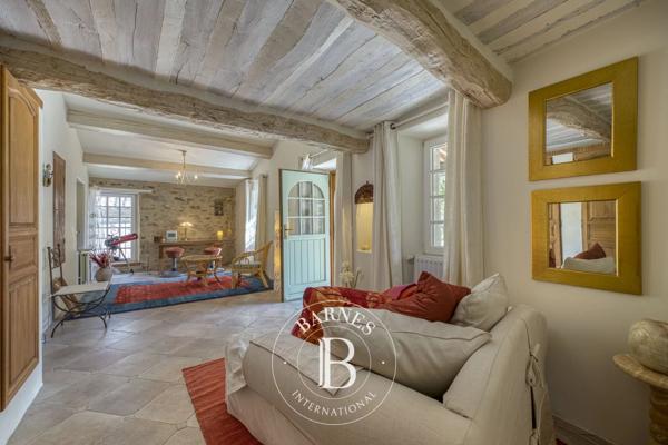 Sault, Propriété  820 m² à vendre