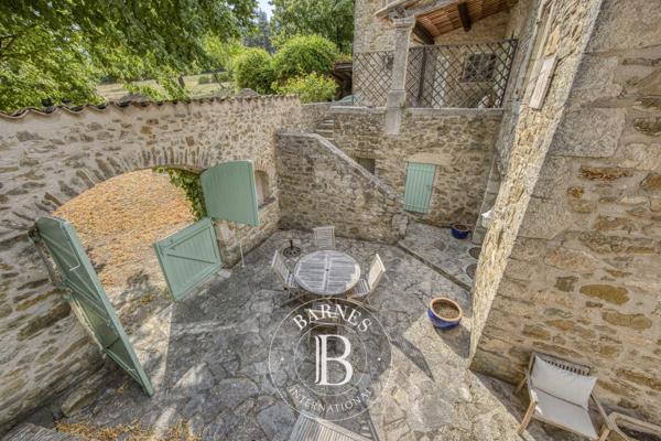 Sault, Propriété  820 m² à vendre