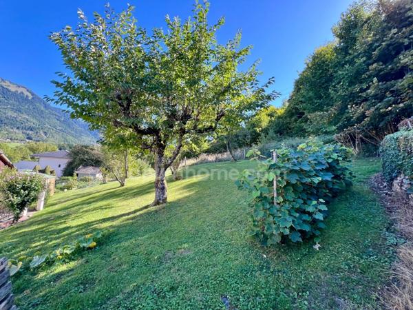 Maison familiale avec potentiel et vue dégagée à Faverges (74210)