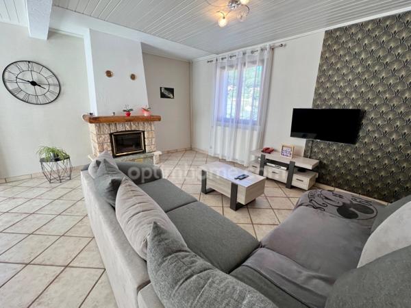 Maison familiale avec potentiel et vue dégagée à Faverges (74210)