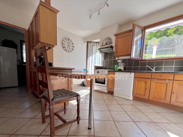 Maison familiale avec potentiel et vue dégagée à Faverges (74210)