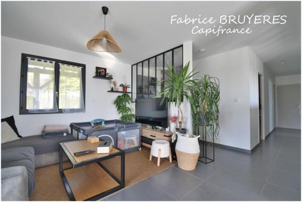 Maison à vendre 4 pièces EYGURANDE (19)