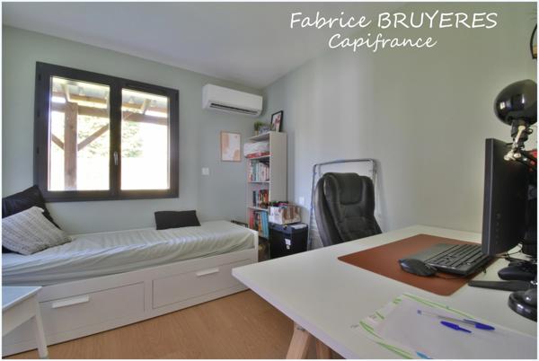 Maison à vendre 4 pièces EYGURANDE (19)