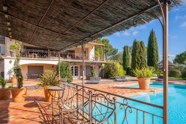Vente Maison de luxe La Cadière-d'Azur 15 Pièces 563 m²