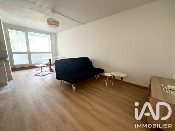 Location appartement 2 pièces 44 m² Compiègne