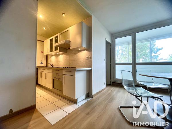 Location appartement 2 pièces 44 m² Compiègne
